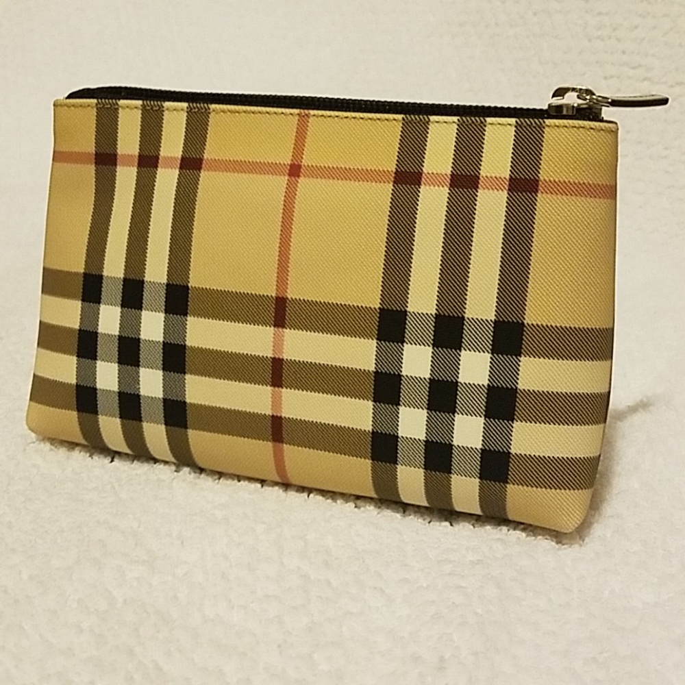 NWOT Burberry Makeup Bag
